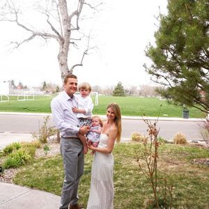 Meet your Posher, Caitlin